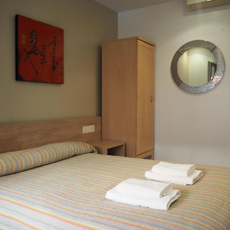 Pension Acella Pamplona Exterior photo