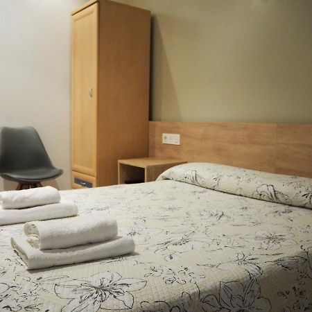 Pension Acella Pamplona Exterior photo